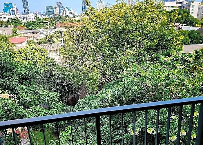 2 Bedroom 2 Bathroom, Garden Views In Phrom Phong ホテル バンコク都
